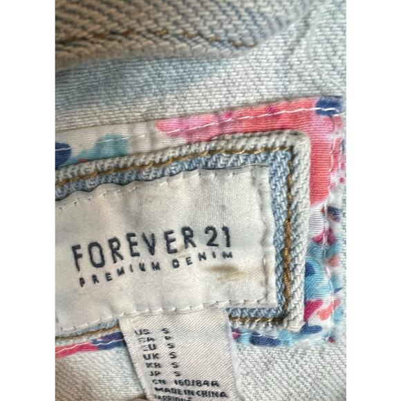 Forever 21 Women’s Jean Jacket S Small Denim Blue Cotton Casual Comfy Basic - Picture 2 of 7